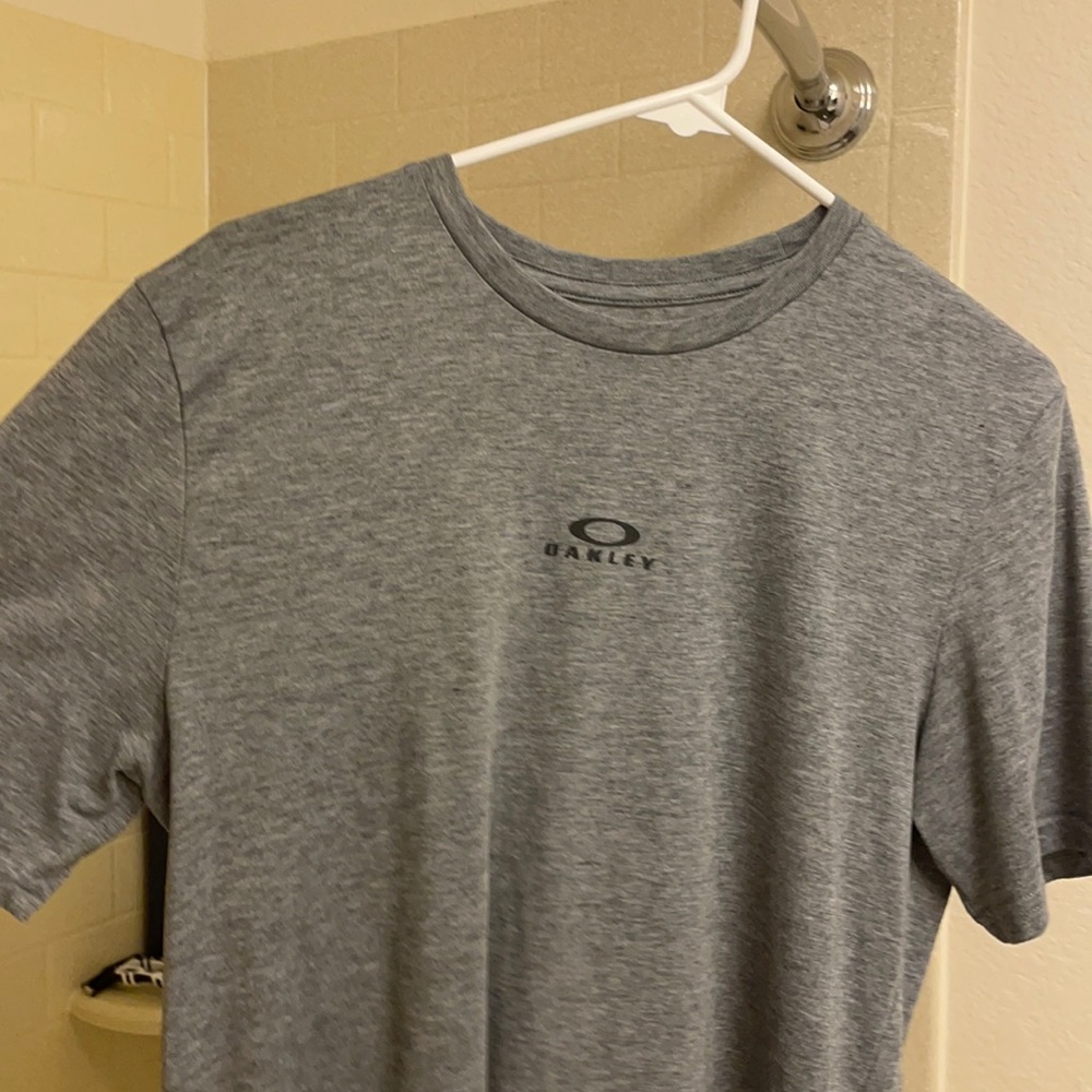 Gray Oakley T shirt